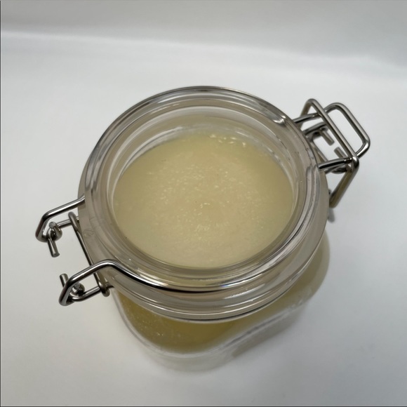 NEW JOSIE MARAN Argan Sugar Balm Body Scrub in Strawberries and Whipped Cream - Picture 2 of 4